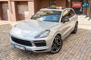 Позашляховик / Кросовер Porsche Cayenne 2020 в 