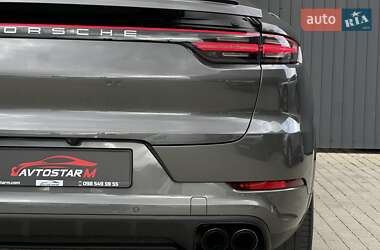 Позашляховик / Кросовер Porsche Cayenne 2020 в 