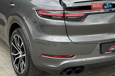 Позашляховик / Кросовер Porsche Cayenne 2020 в 