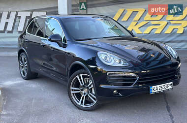 Позашляховик / Кросовер Porsche Cayenne 2012 в 