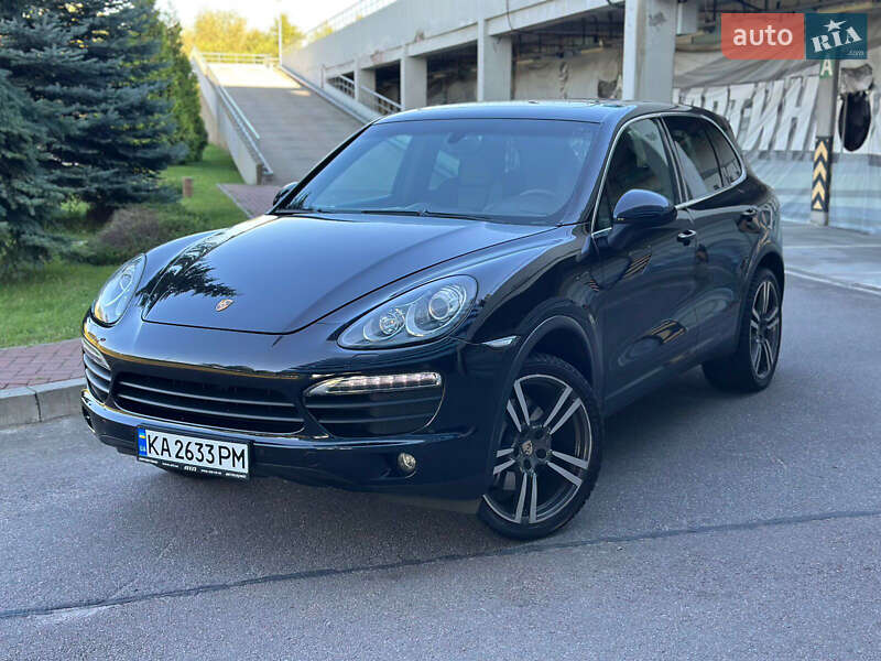 Позашляховик / Кросовер Porsche Cayenne 2012 в Києві
