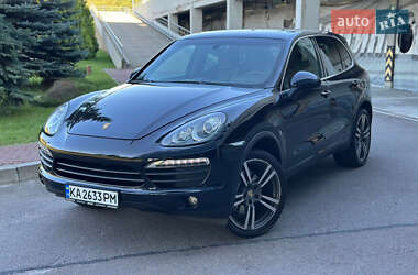 Позашляховик / Кросовер Porsche Cayenne 2012 в 