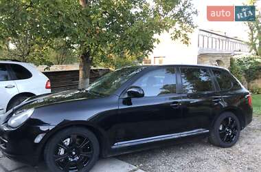 Внедорожник / Кроссовер Porsche Cayenne 2006 в 