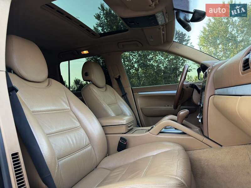 Позашляховик / Кросовер Porsche Cayenne 2008 в Луцьку