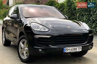 Позашляховик / Кросовер Porsche Cayenne 2015 в Одесі