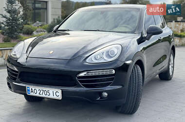 Внедорожник / Кроссовер Porsche Cayenne 2011 в Хусте