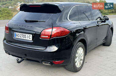 Внедорожник / Кроссовер Porsche Cayenne 2011 в 