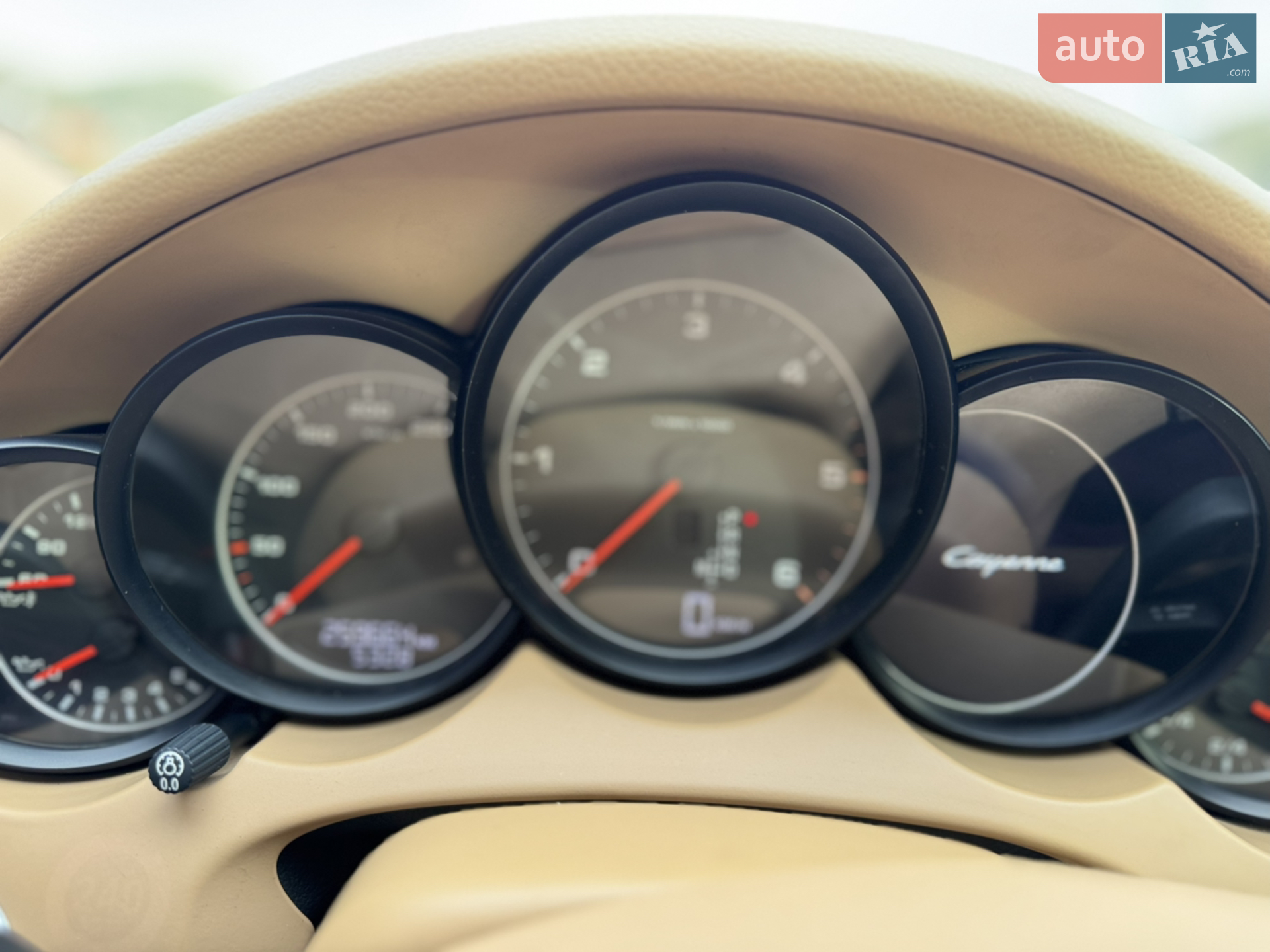2011 Porsche Cayenne - мініатюра 23