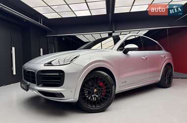 Позашляховик / Кросовер Porsche Cayenne 2020 в 