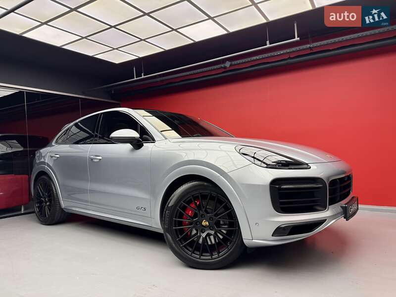 Позашляховик / Кросовер Porsche Cayenne 2020 в Києві