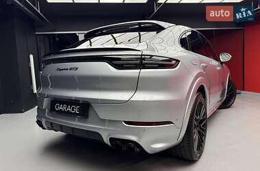 Позашляховик / Кросовер Porsche Cayenne 2020 в 