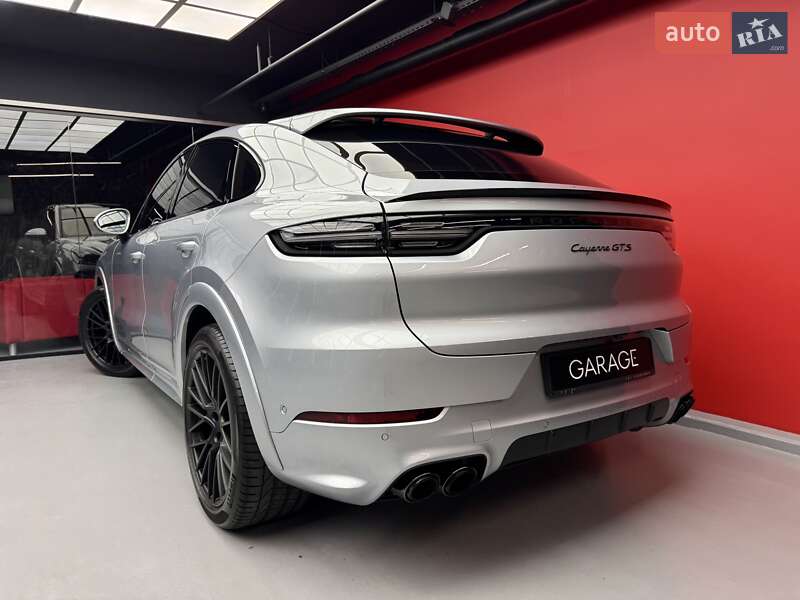 Позашляховик / Кросовер Porsche Cayenne 2020 в Києві