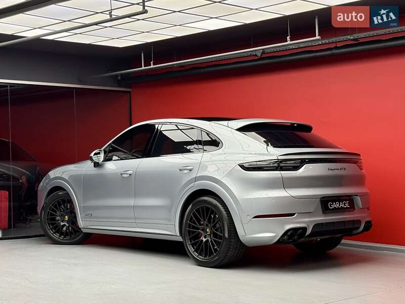 Позашляховик / Кросовер Porsche Cayenne 2020 в Києві