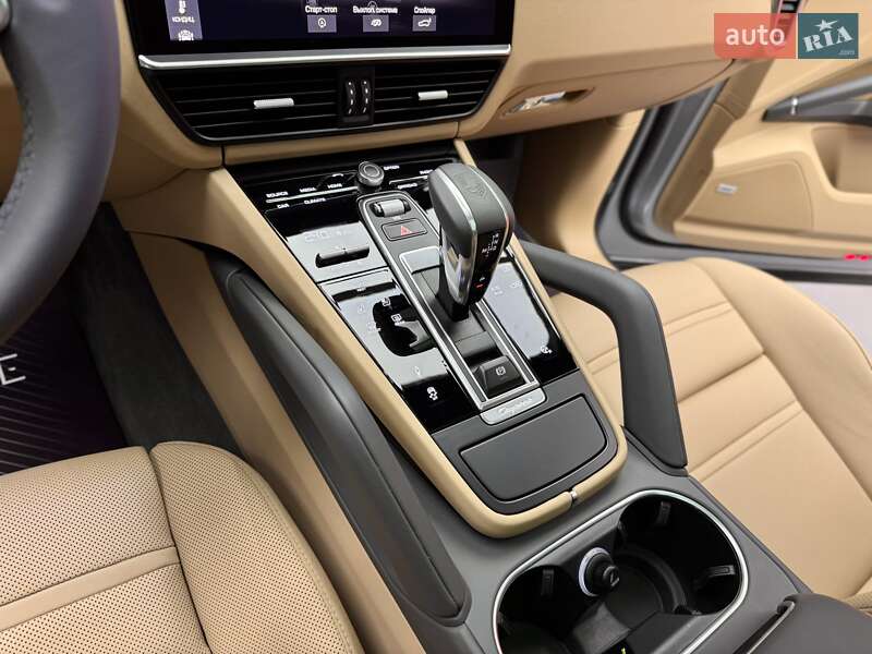 Позашляховик / Кросовер Porsche Cayenne 2020 в Києві