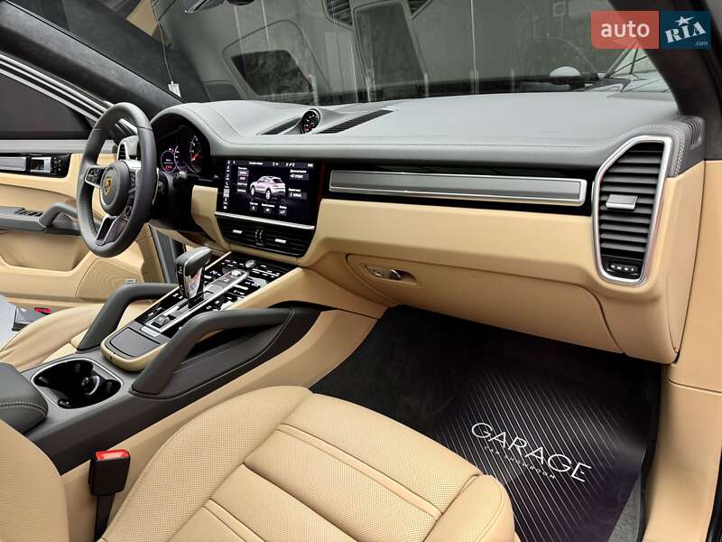 Позашляховик / Кросовер Porsche Cayenne 2020 в Києві