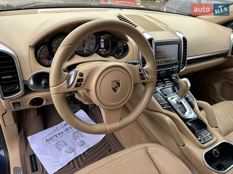 Внедорожник / Кроссовер Porsche Cayenne 2011 в Ивано-Франковске фото 23 Внедорожник / Кроссовер Porsche Cayenne 2011 в Ивано-Франковске