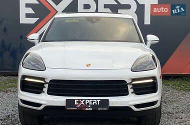Внедорожник / Кроссовер Porsche Cayenne 2019 в 