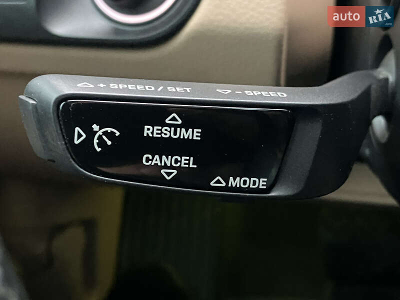 Внедорожник / Кроссовер Porsche Cayenne 2019 в Львове