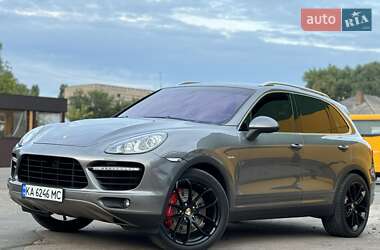 Позашляховик / Кросовер Porsche Cayenne 2010 в Києві