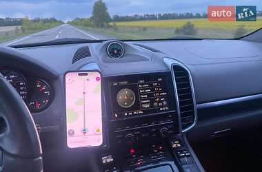 Позашляховик / Кросовер Porsche Cayenne 2010 в 