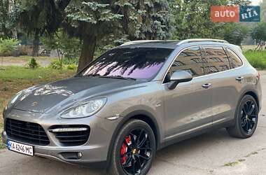 Позашляховик / Кросовер Porsche Cayenne 2010 в 