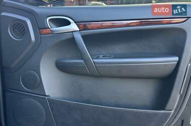 Позашляховик / Кросовер Porsche Cayenne 2007 в 