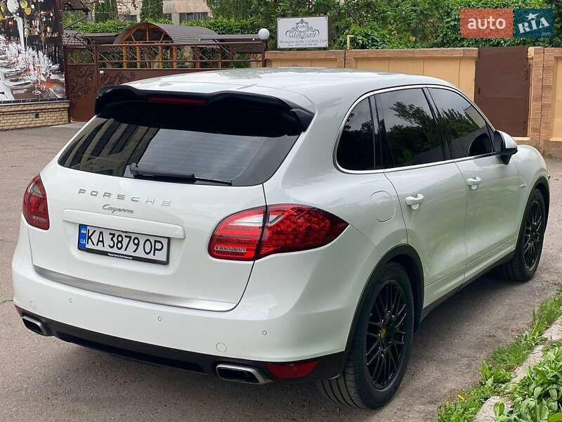 Позашляховик / Кросовер Porsche Cayenne 2013 в Ніжині