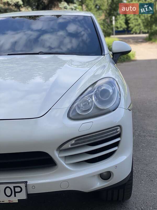 Позашляховик / Кросовер Porsche Cayenne 2013 в Ніжині