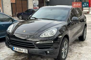 Внедорожник / Кроссовер Porsche Cayenne 2013 в 
