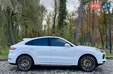 Позашляховик / Кросовер Porsche Cayenne 2019 в 