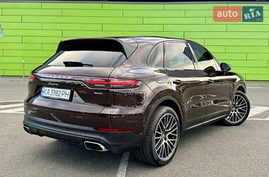 Позашляховик / Кросовер Porsche Cayenne 2018 в 