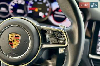 Позашляховик / Кросовер Porsche Cayenne 2018 в 