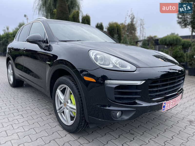 Porsche Cayenne 2015