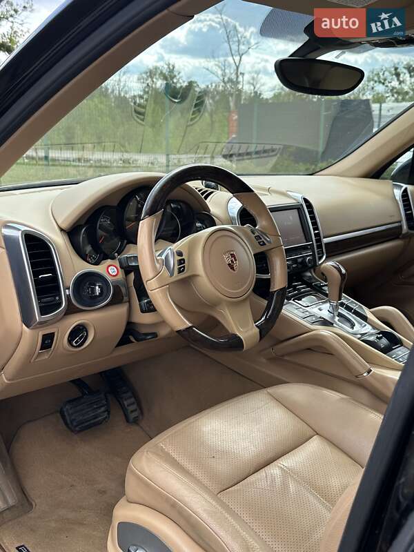 Позашляховик / Кросовер Porsche Cayenne 2014 в Білогородці