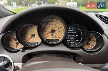 Внедорожник / Кроссовер Porsche Cayenne 2013 в 