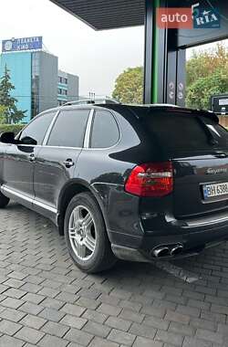 Позашляховик / Кросовер Porsche Cayenne 2008 в 