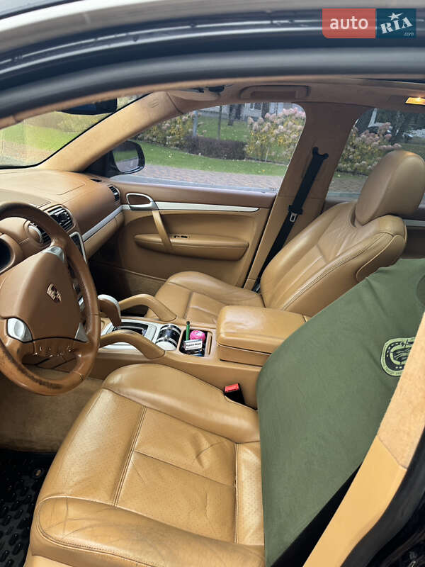 Позашляховик / Кросовер Porsche Cayenne 2005 в Броварах