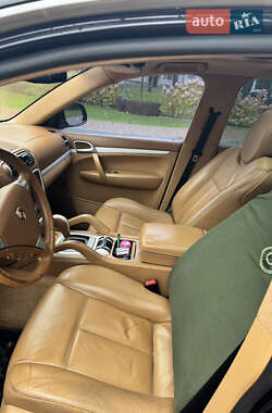 Позашляховик / Кросовер Porsche Cayenne 2005 в 