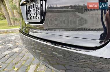Внедорожник / Кроссовер Porsche Cayenne 2014 в 