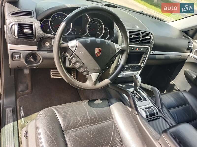 Позашляховик / Кросовер Porsche Cayenne 2003 в Києві