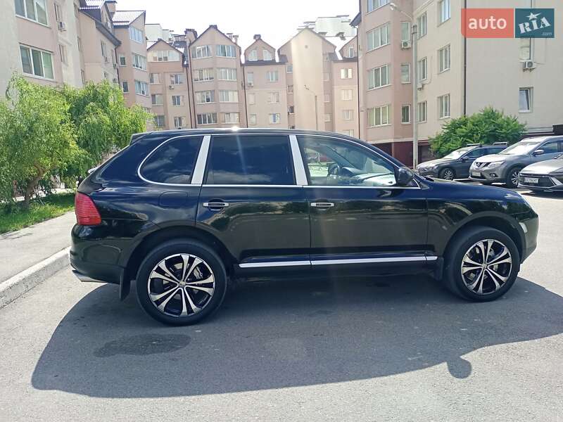 Позашляховик / Кросовер Porsche Cayenne 2003 в Києві