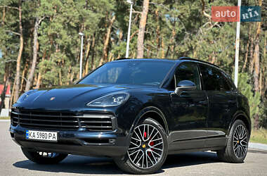 Позашляховик / Кросовер Porsche Cayenne 2019 в 
