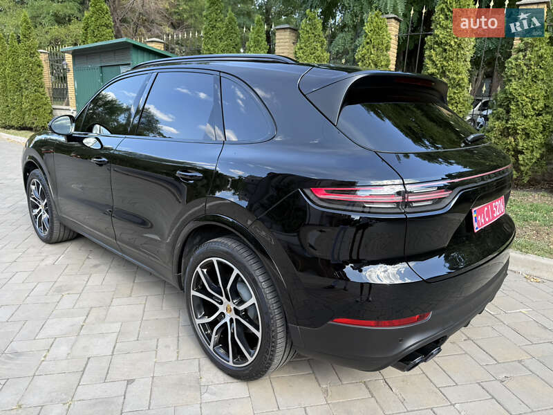 Внедорожник / Кроссовер Porsche Cayenne 2018 в Ивано-Франковске фото 8 Внедорожник / Кроссовер Porsche Cayenne 2018 в Ивано-Франковске