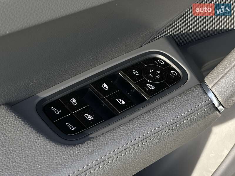 Позашляховик / Кросовер Porsche Cayenne 2020 в Мукачевому