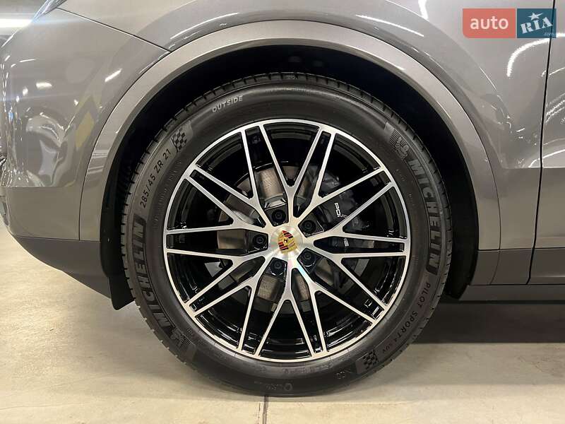 Внедорожник / Кроссовер Porsche Cayenne 2024 в Киеве фото 19 Внедорожник / Кроссовер Porsche Cayenne 2024 в Киеве