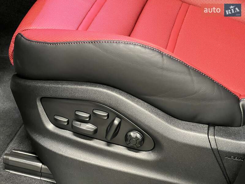 Внедорожник / Кроссовер Porsche Cayenne 2024 в Киеве фото 38 Внедорожник / Кроссовер Porsche Cayenne 2024 в Киеве