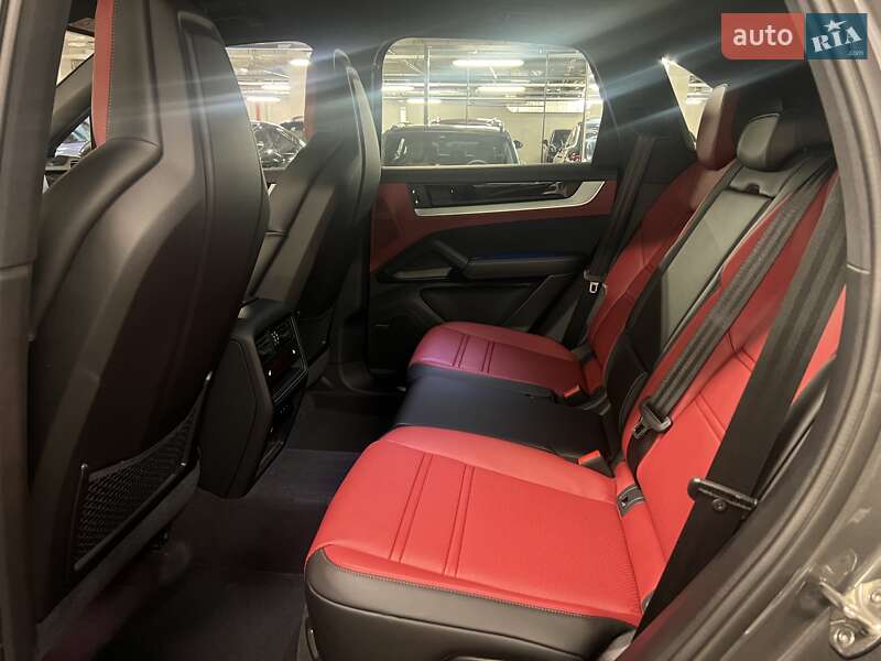 Внедорожник / Кроссовер Porsche Cayenne 2024 в Киеве фото 45 Внедорожник / Кроссовер Porsche Cayenne 2024 в Киеве