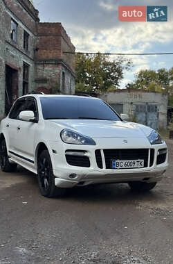 Позашляховик / Кросовер Porsche Cayenne 2008 в 