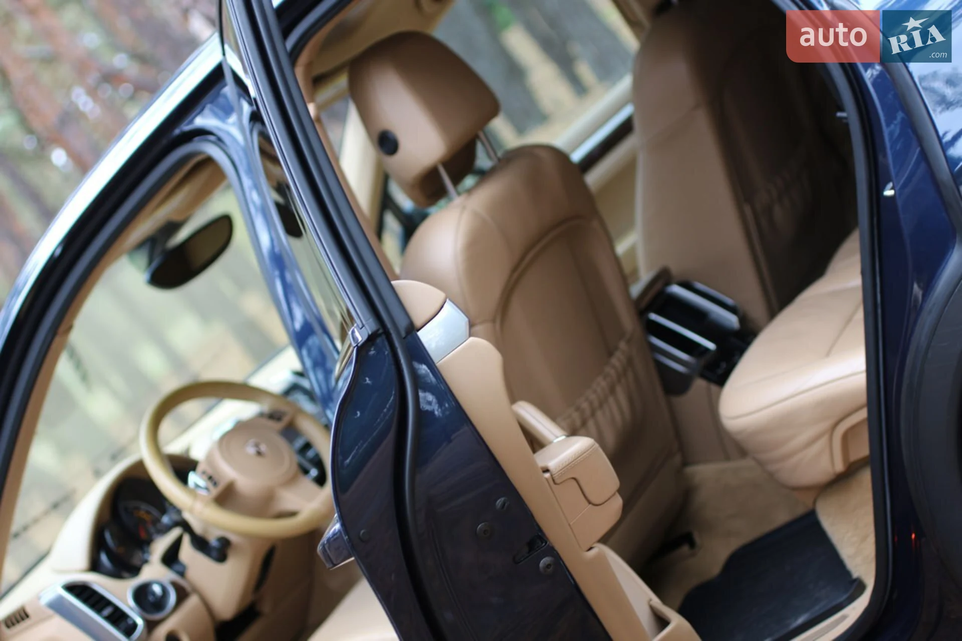 Porsche Cayenne 2011 VIN WP1AA2A23BLA09322 фото оголошення 34 з 39