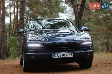 Внедорожник / Кроссовер Porsche Cayenne 2011 в Киеве